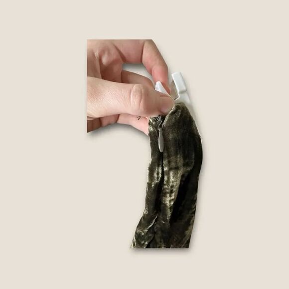 Maeve Anthropologie Green Crushed Velvet A-Line Flare Skirt Womens Size 0 - Picture 3 of 5